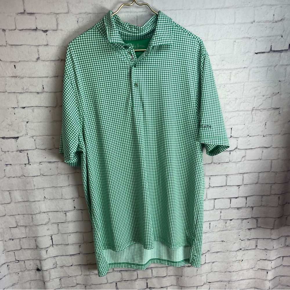 Bobby Jones size large green and white polo style golf shirt